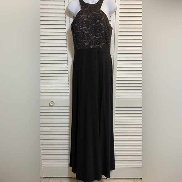 NW Nightway Lace and Sequin Halter Top Dress! - Picture 1 of 13